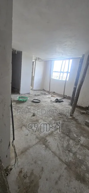 1bdrm Condo in አያት 40/60 ኮንዶሚኒየም, Bole for sale