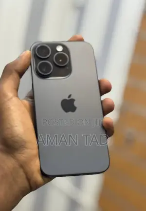 Photo - Apple iPhone 15 Pro 128 GB Black