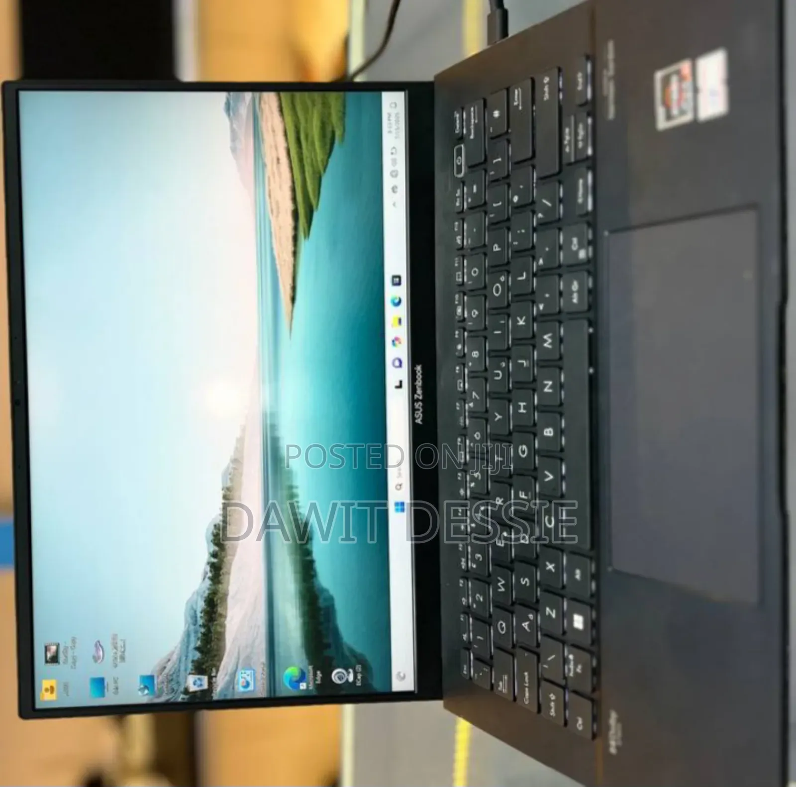 New Laptop Asus 16GB AMD Ryzen 5 SSD 512GB