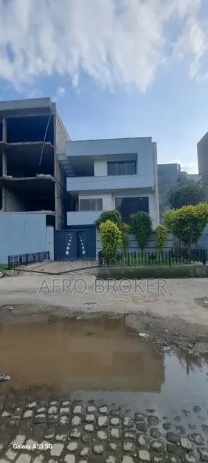 Furnished 7bdrm House in ጀርመን, Nifas Silk-Lafto for sale