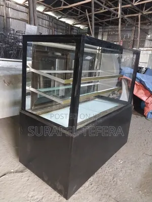 Photo - Cake Display Showcase