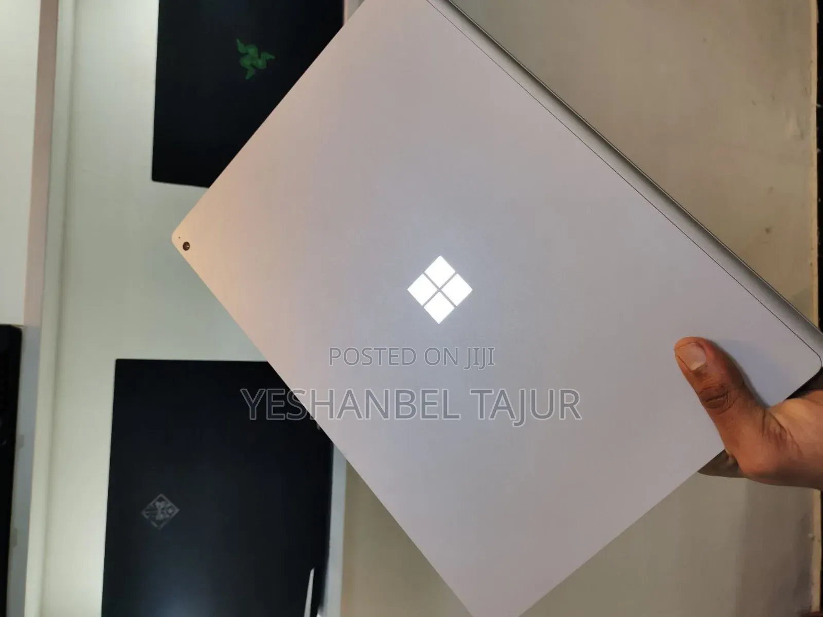 New Laptop Microsoft Surface Book 2 16GB Intel Core i7 SSD 512GB