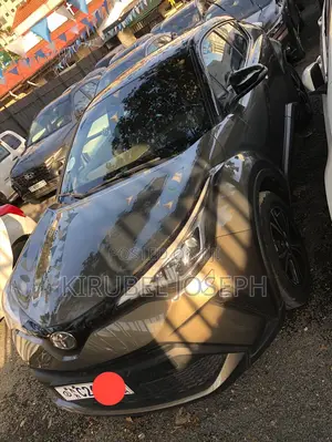 Toyota C-HR 2022 Gray