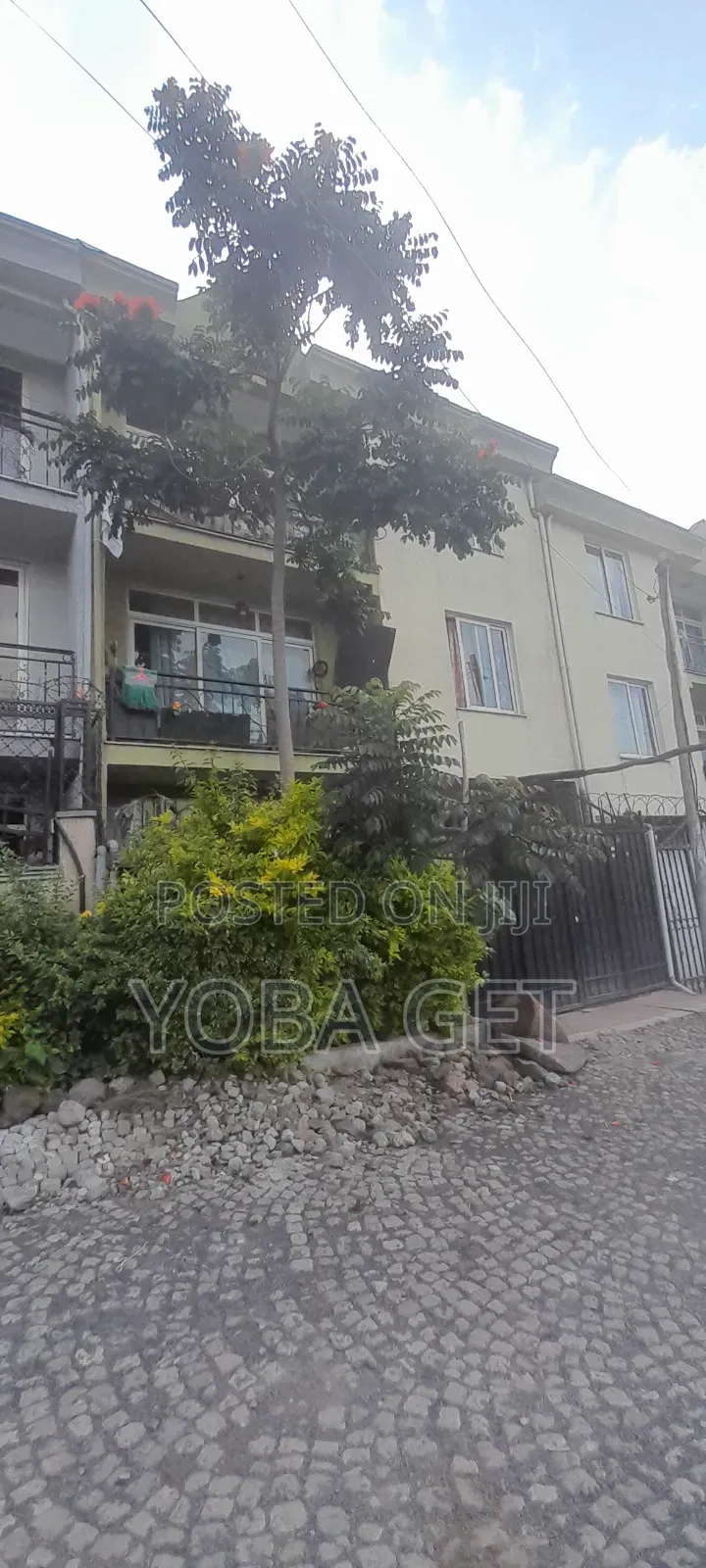 Furnished 5bdrm House in አስቸካይ የሚሸጥ ቤት, Akaky Kaliti for sale