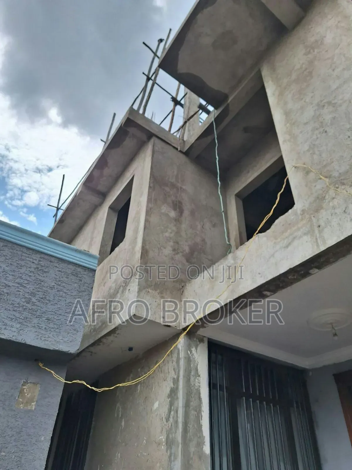 Furnished 7bdrm House in Saris Adey Abeba, Nifas Silk-Lafto for sale