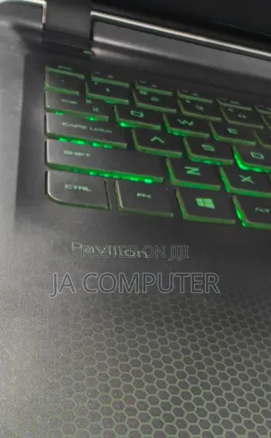 New Laptop HP Pavilion 15 12GB Intel Core I5 SSHD (Hybrid) 1.5T