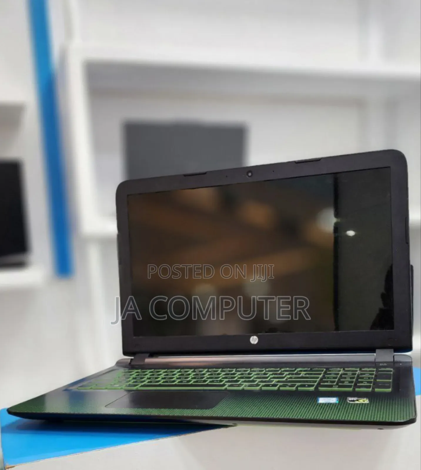 New Laptop HP Pavilion 15 12GB Intel Core I5 SSHD (Hybrid) 1.5T