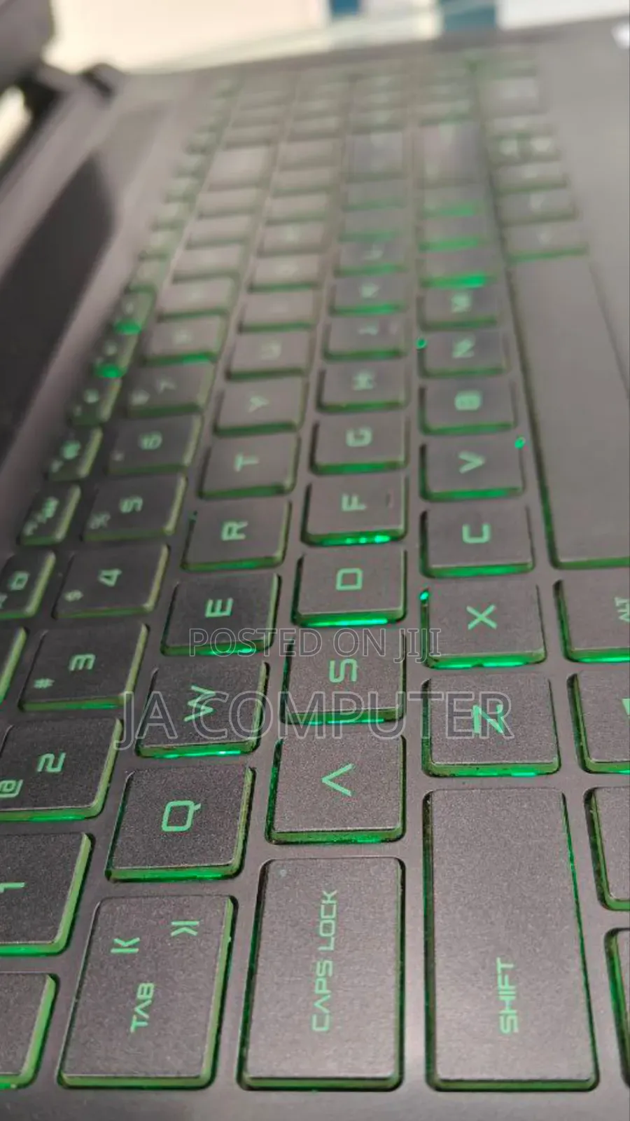 New Laptop HP Pavilion 15 12GB Intel Core I5 SSHD (Hybrid) 1.5T