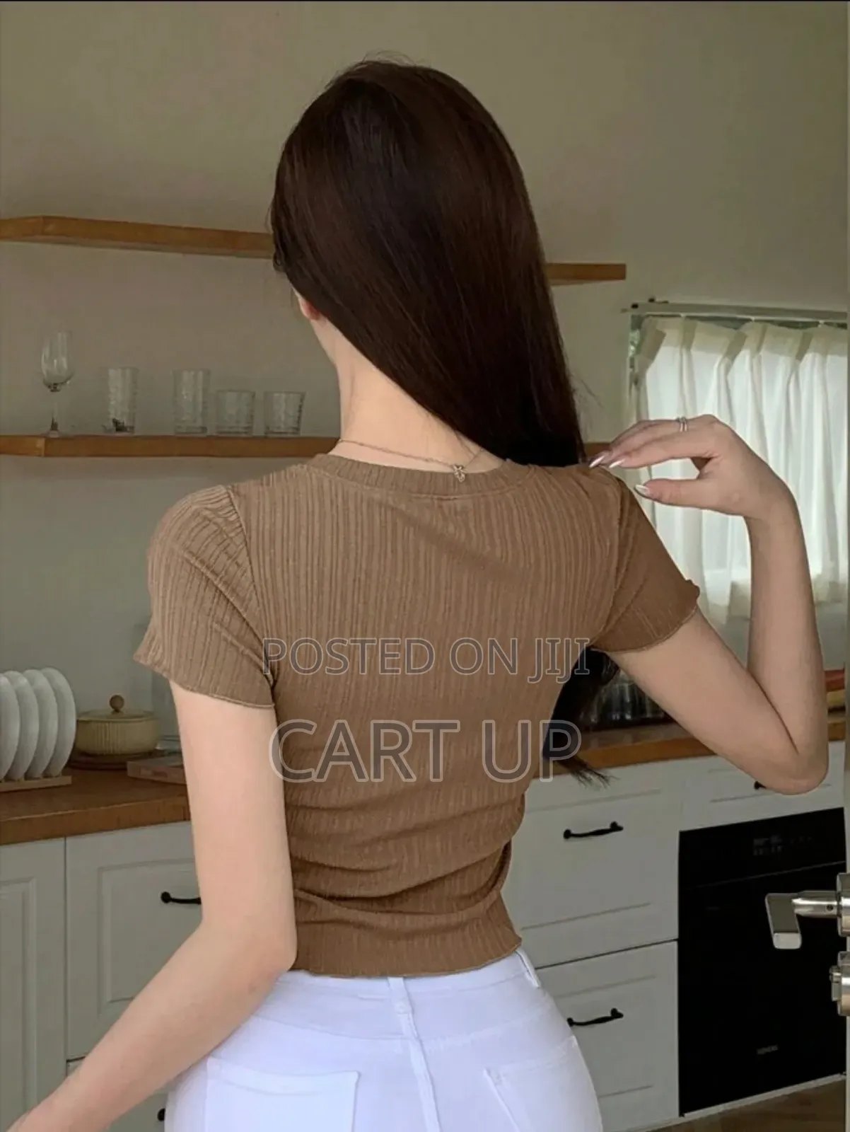 Ribbed Lettuce Trim Top