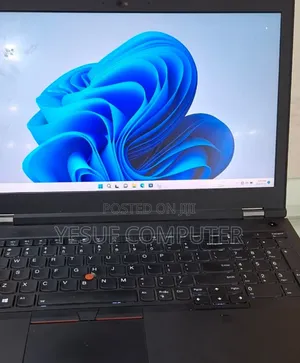 Photo - New Laptop Lenovo ThinkPad Yoga 16GB Intel Core I7 SSD 256GB