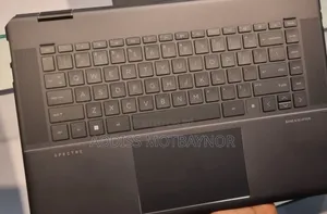 Photo - New Laptop HP Spectra 13 16GB Intel Core I7 SSD 1T