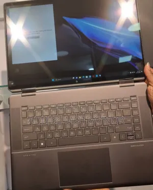 New Laptop HP Spectra 13 16GB Intel Core I7 SSD 1T