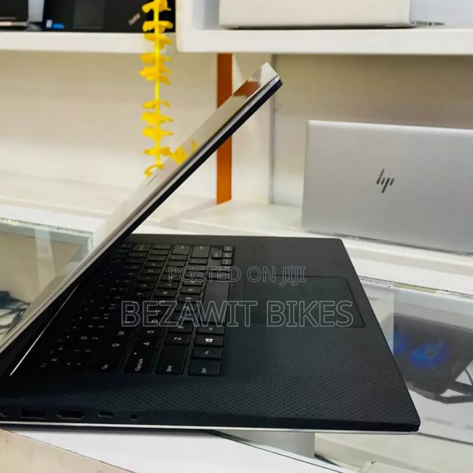 New Laptop Dell Precision 5570 16GB Intel Core I7 SSD 512GB