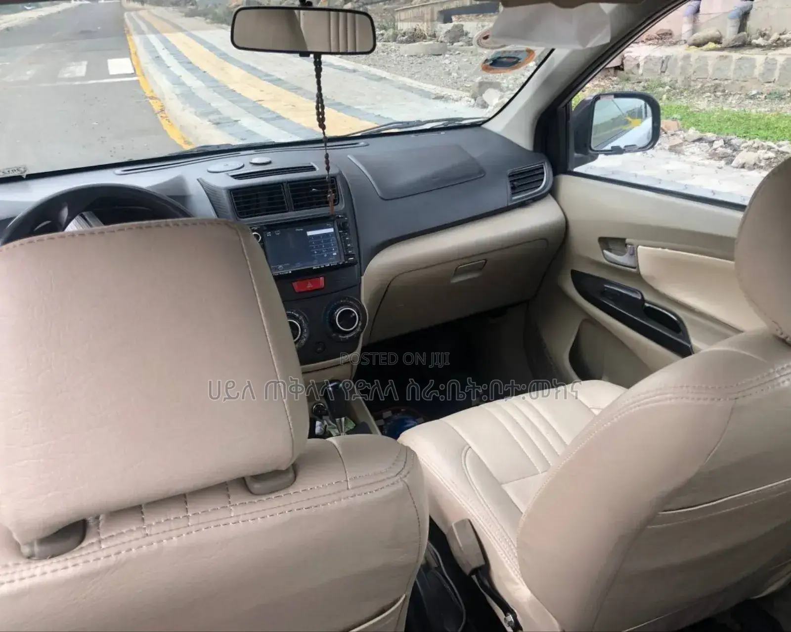 Toyota Avanza 2013 Silver