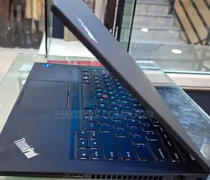 New Laptop Lenovo ThinkPad P1 Gen 3 16GB Intel Core I5 SSD 512GB