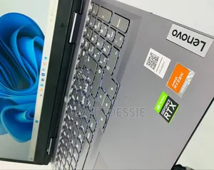 New Laptop Lenovo 16GB AMD Ryzen 5 SSD 512GB