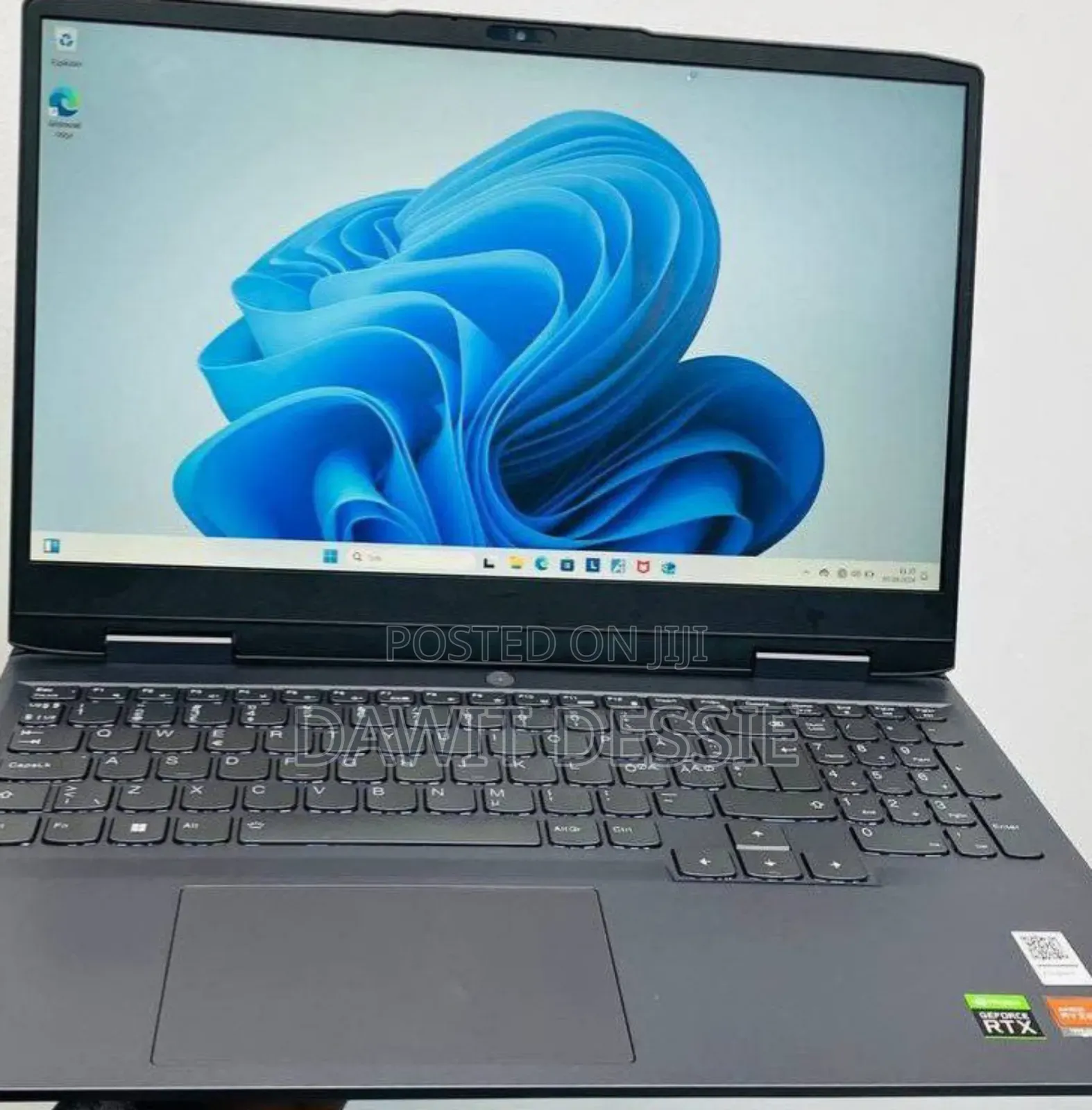 New Laptop Lenovo 16GB AMD Ryzen 5 SSD 512GB