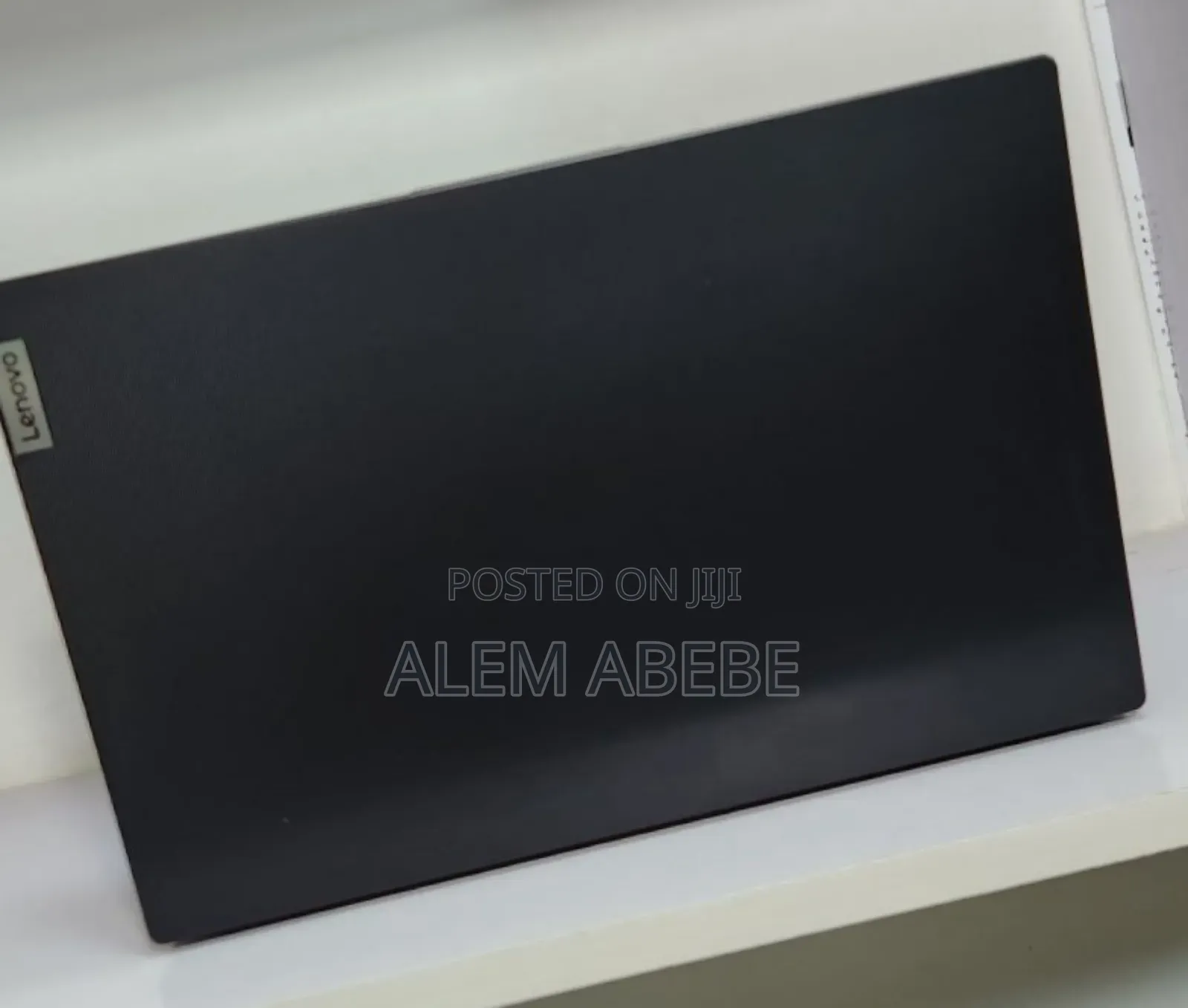 New Laptop Lenovo V15 8GB AMD Ryzen 3 SSD 256GB