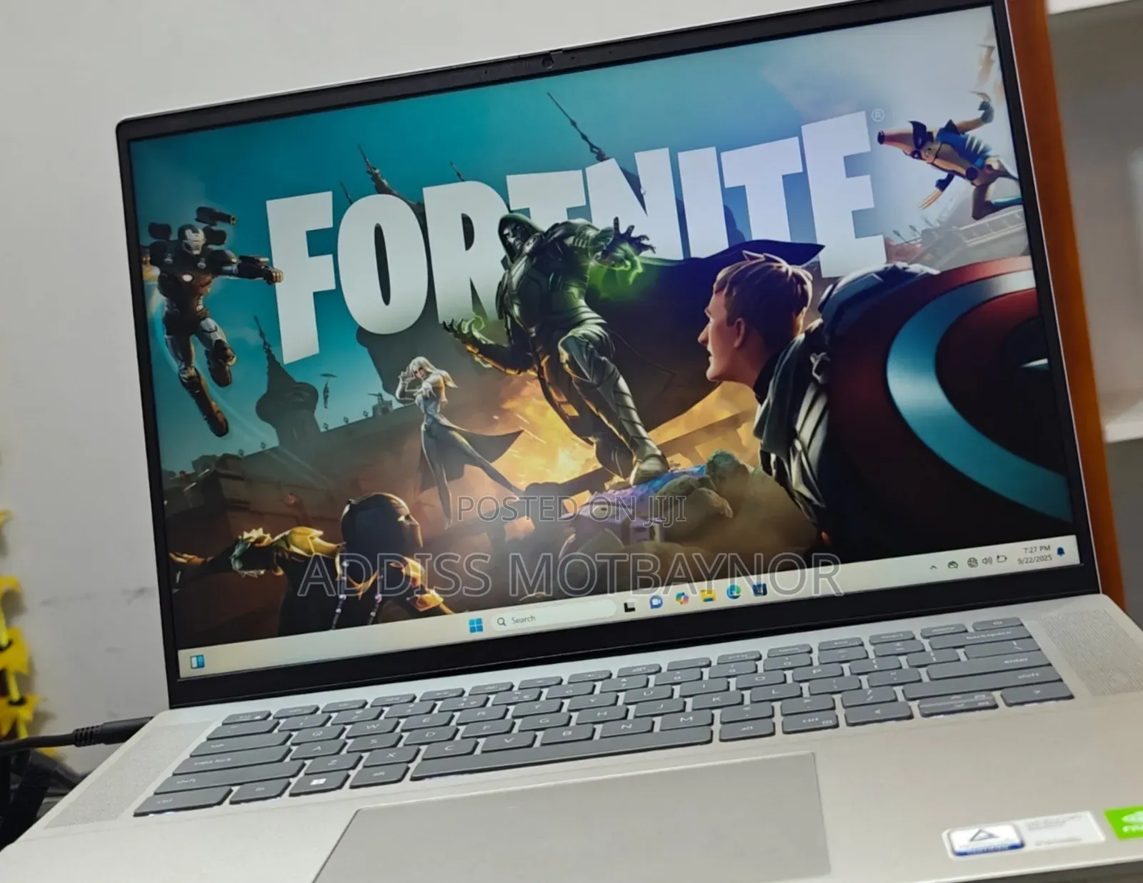 New Laptop Dell XPS 15 16GB Intel Core I7 SSD 512GB