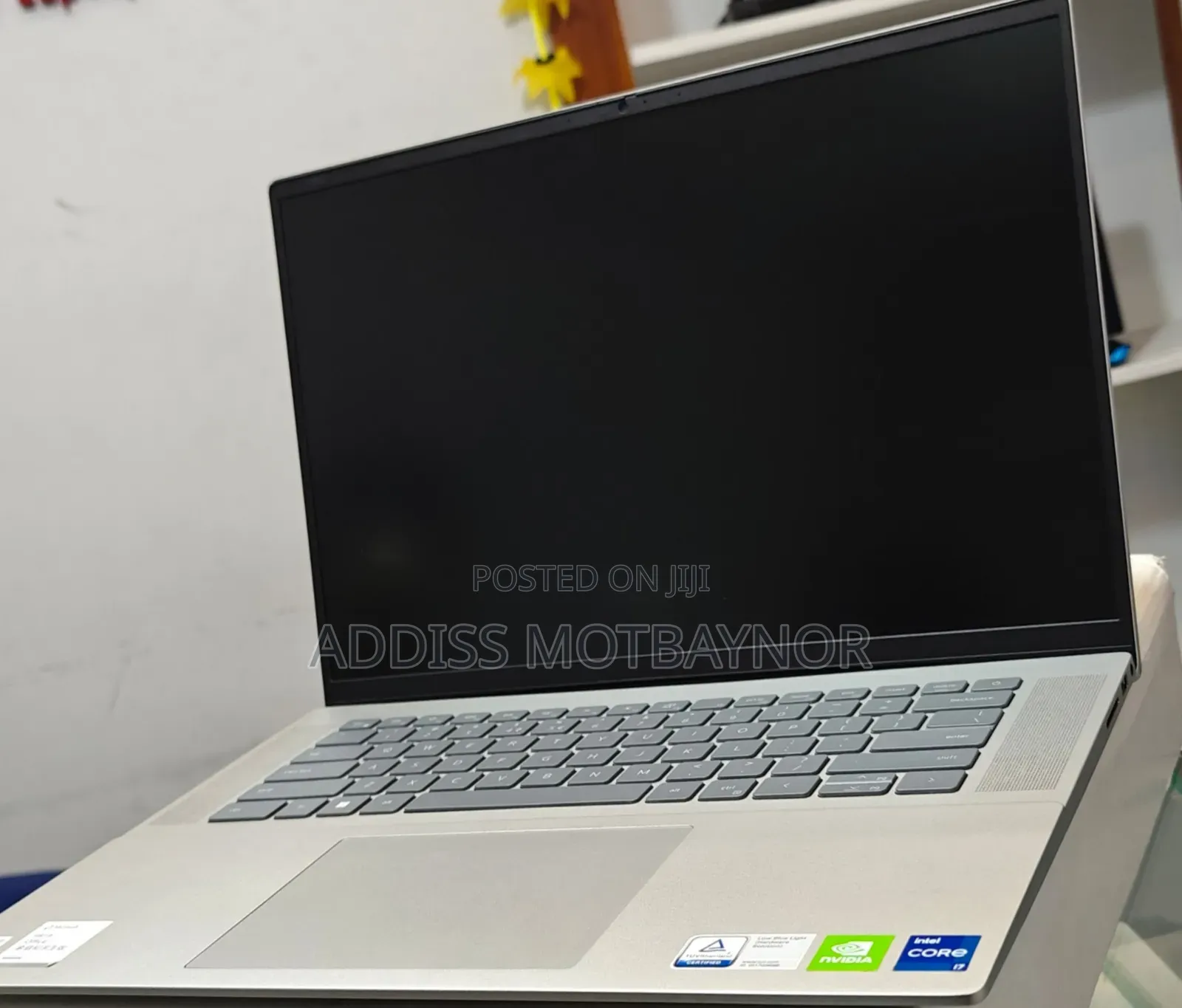 New Laptop Dell XPS 15 16GB Intel Core I7 SSD 512GB