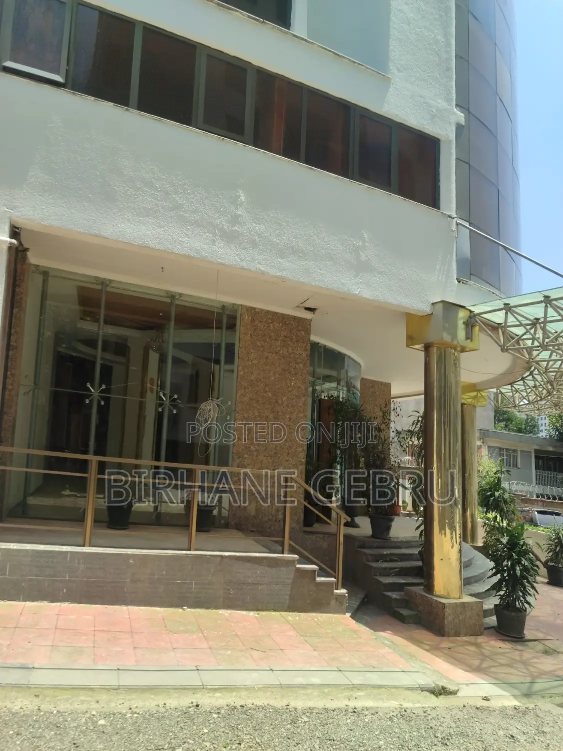 20bdrm Apartment in Luxury  Hotel, Bole for rent