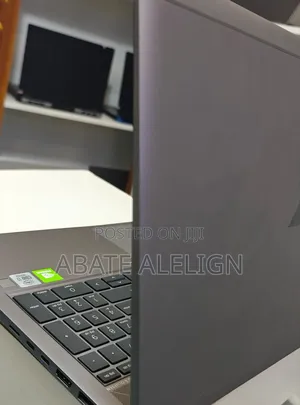 New Laptop HP ZBook Studio 32GB Intel Core I7 SSD 1T