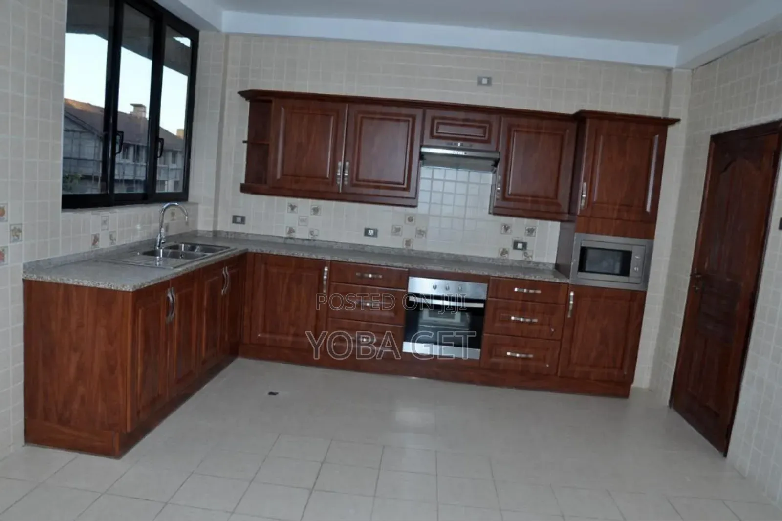 Furnished 8bdrm House in አስቸካይ የሚሸጥ ቤት, Akaky Kaliti for sale