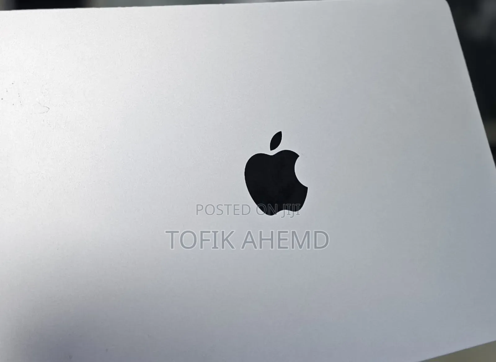 New Laptop Apple MacBook Air 2020 M1 8GB Intel Core I7 SSD 512GB