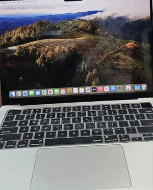 New Laptop Apple MacBook Air 2020 M1 8GB Intel Core I7 SSD 512GB