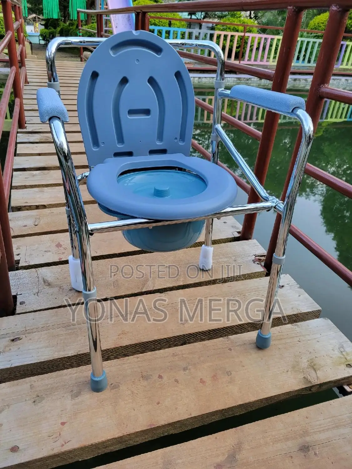 Multifunctional Professional Medical Adults巫፭bedside Commode Chair~Pot