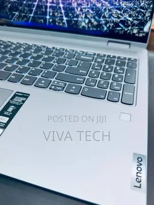 New Laptop Lenovo Yoga 7i 8GB AMD Ryzen 5 SSD 512GB
