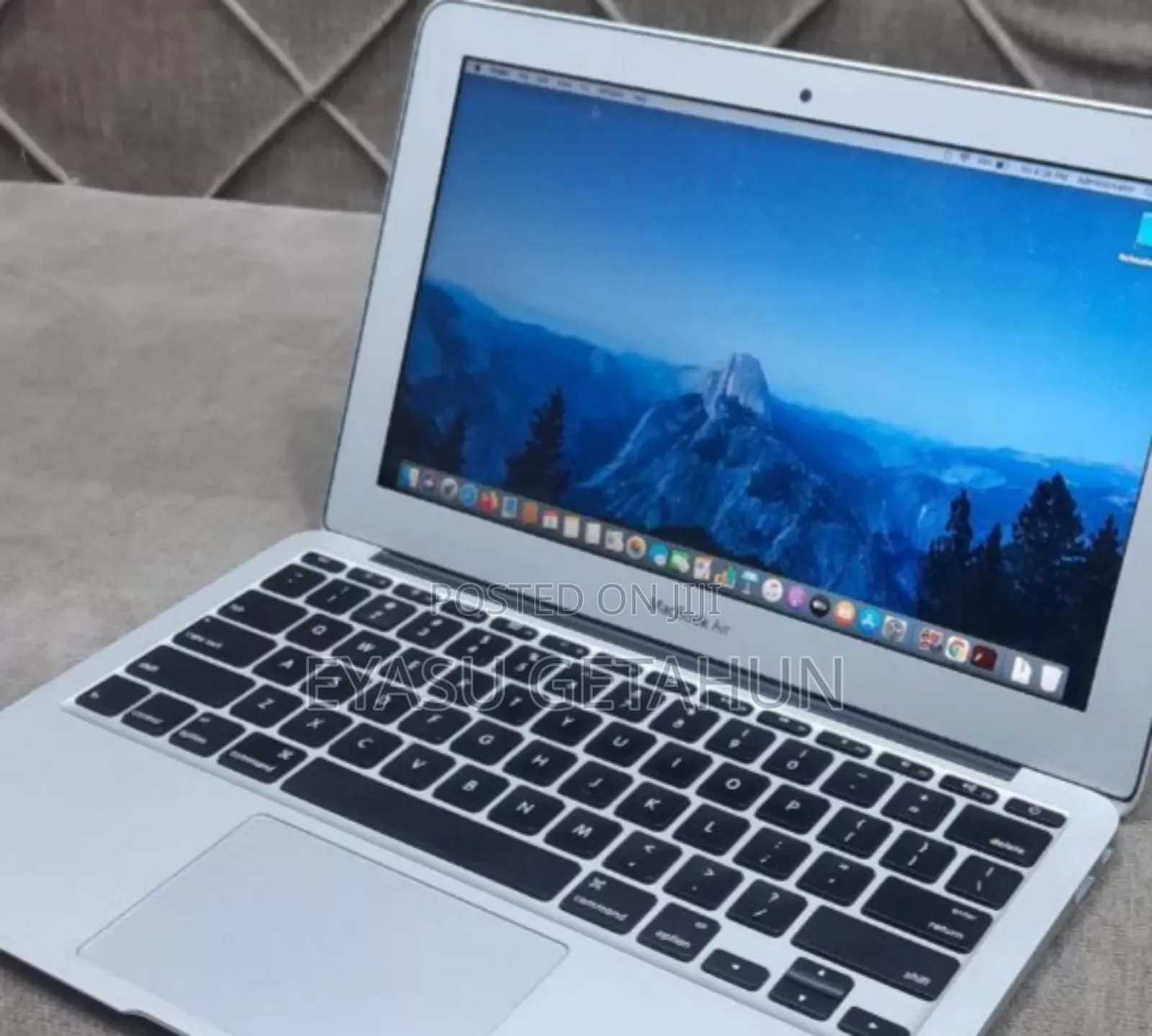 New Laptop Apple MacBook Air 2015 4GB Intel Core I5 SSD 128GB