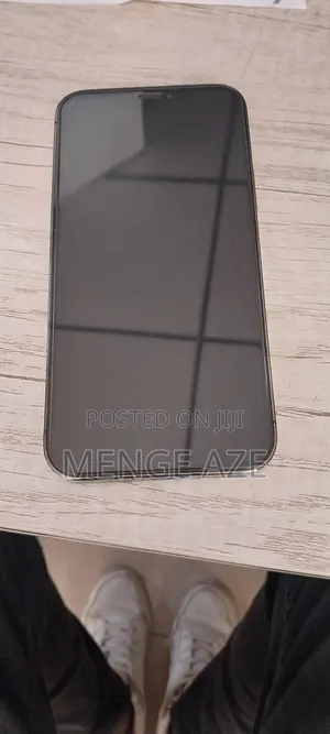 Photo - Apple iPhone 12 Pro 128 GB Gray