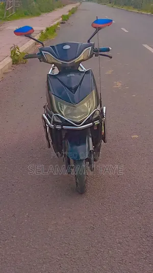 Photo - Motorcycle 2020 Black