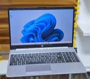 New Laptop HP Stream Notebook 8GB Intel Core i5 SSD 512GB