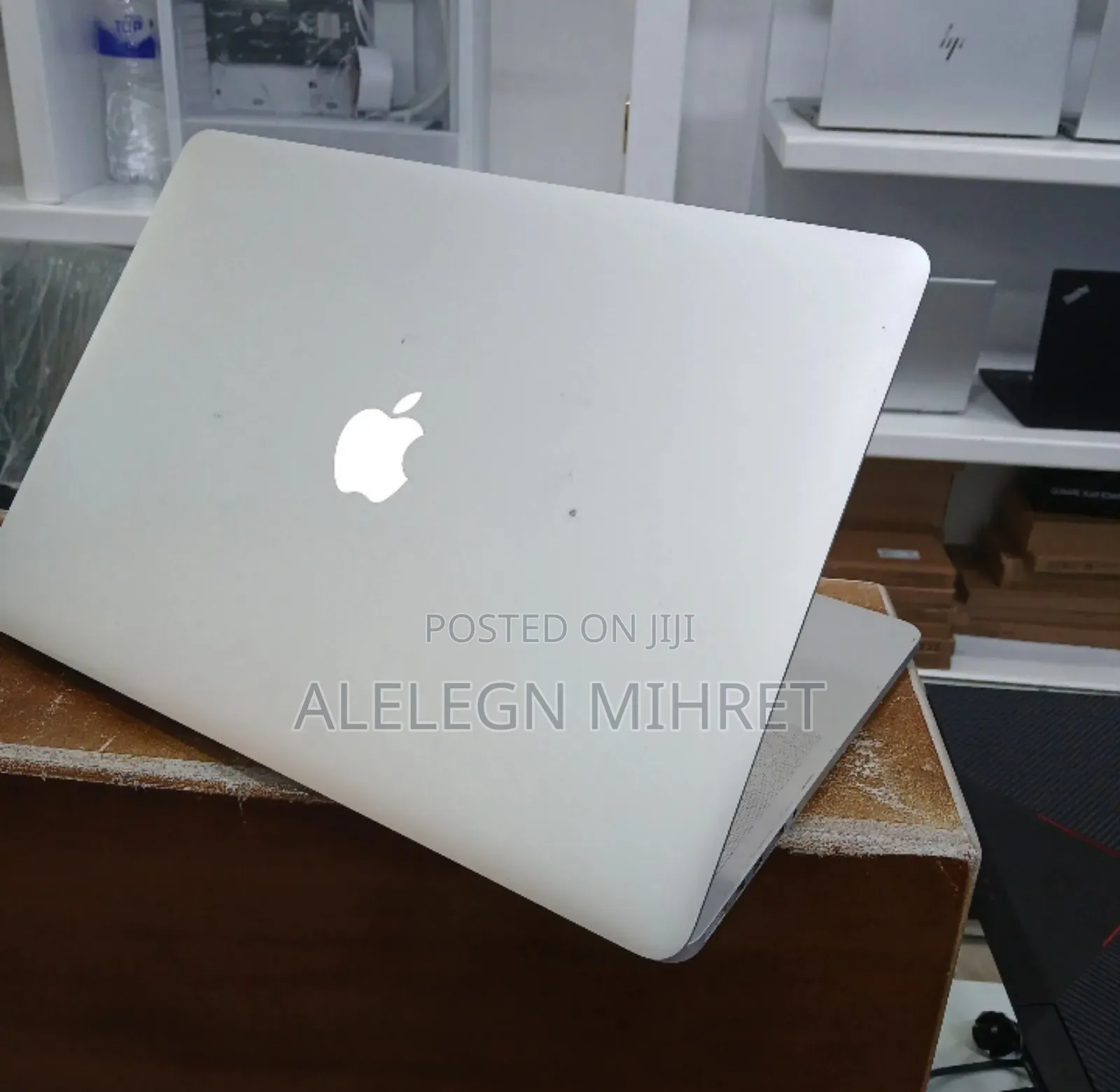 New Laptop Apple MacBook Pro 2015 16GB Intel Core I7 SSD 256GB