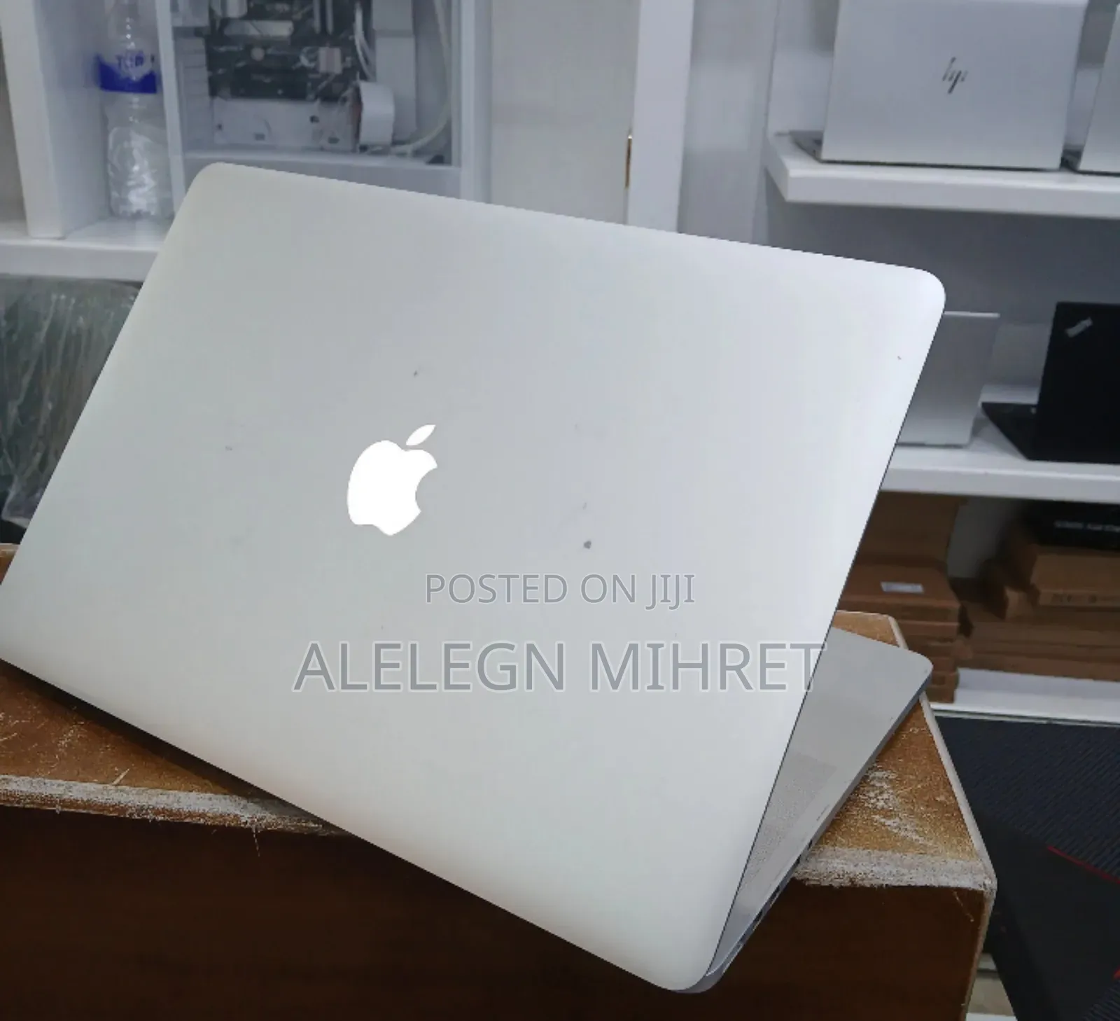 New Laptop Apple MacBook Pro 2015 16GB Intel Core I7 SSD 256GB