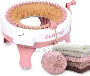 Photo - Cloth Sawing Knitting Machine