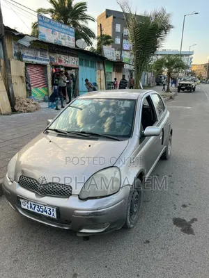 Photo - Toyota Yaris 1.0 MMT 2004 Silver