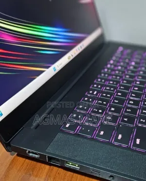 New Laptop Razer Blade 16GB Intel Core i7 SSD 512GB