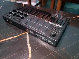Photo - Almost New Midi Keyboard