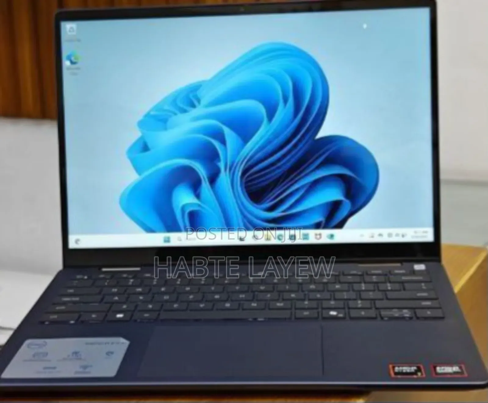 New Laptop Dell Inspiron 14 16GB AMD Ryzen 7 SSD 1T