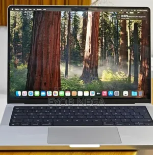 New Laptop Apple MacBook Pro M1 16GB Apple M1 Pro SSD 1T