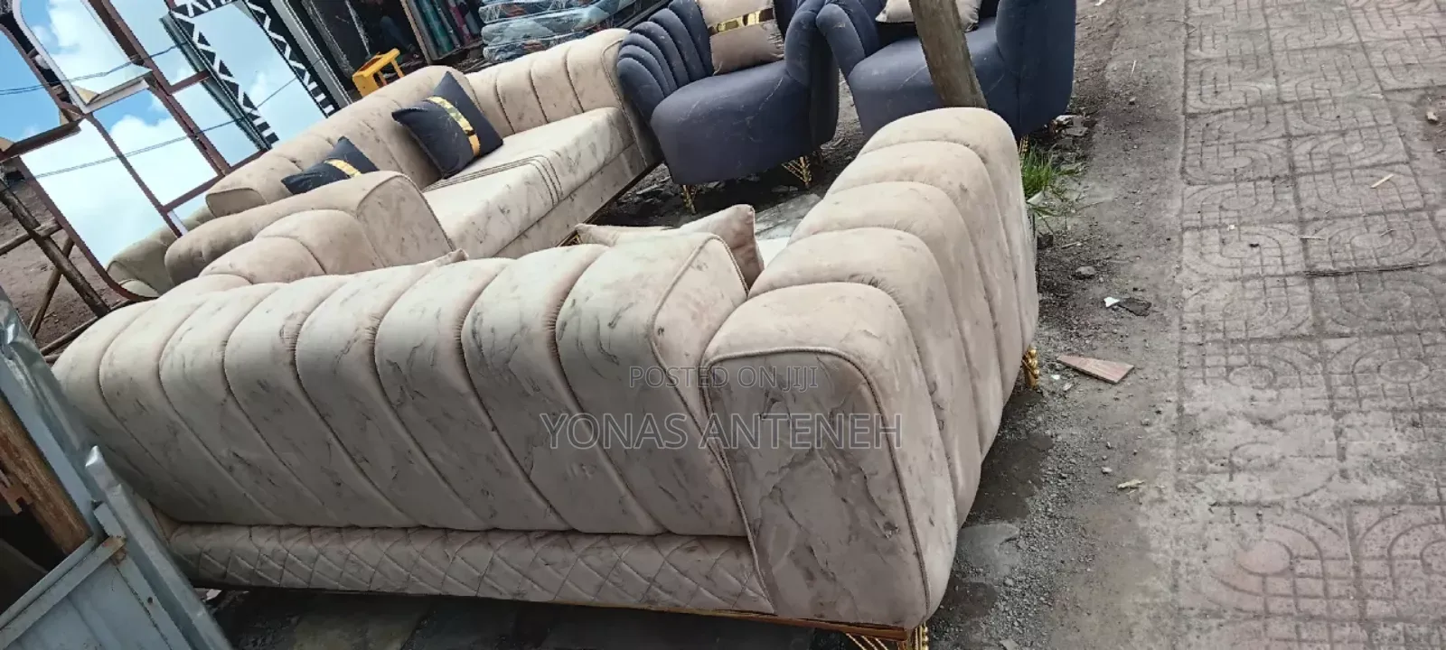 Lexury Sofa