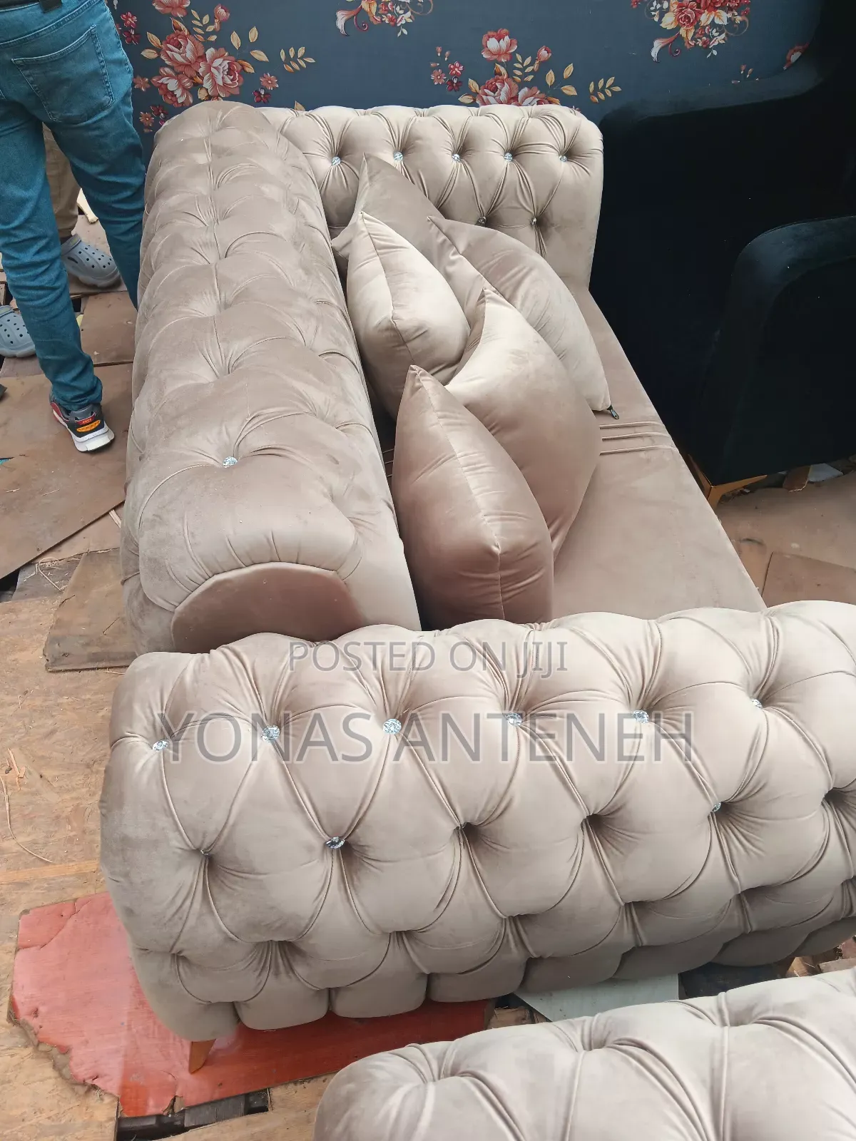 Lexury Sofa
