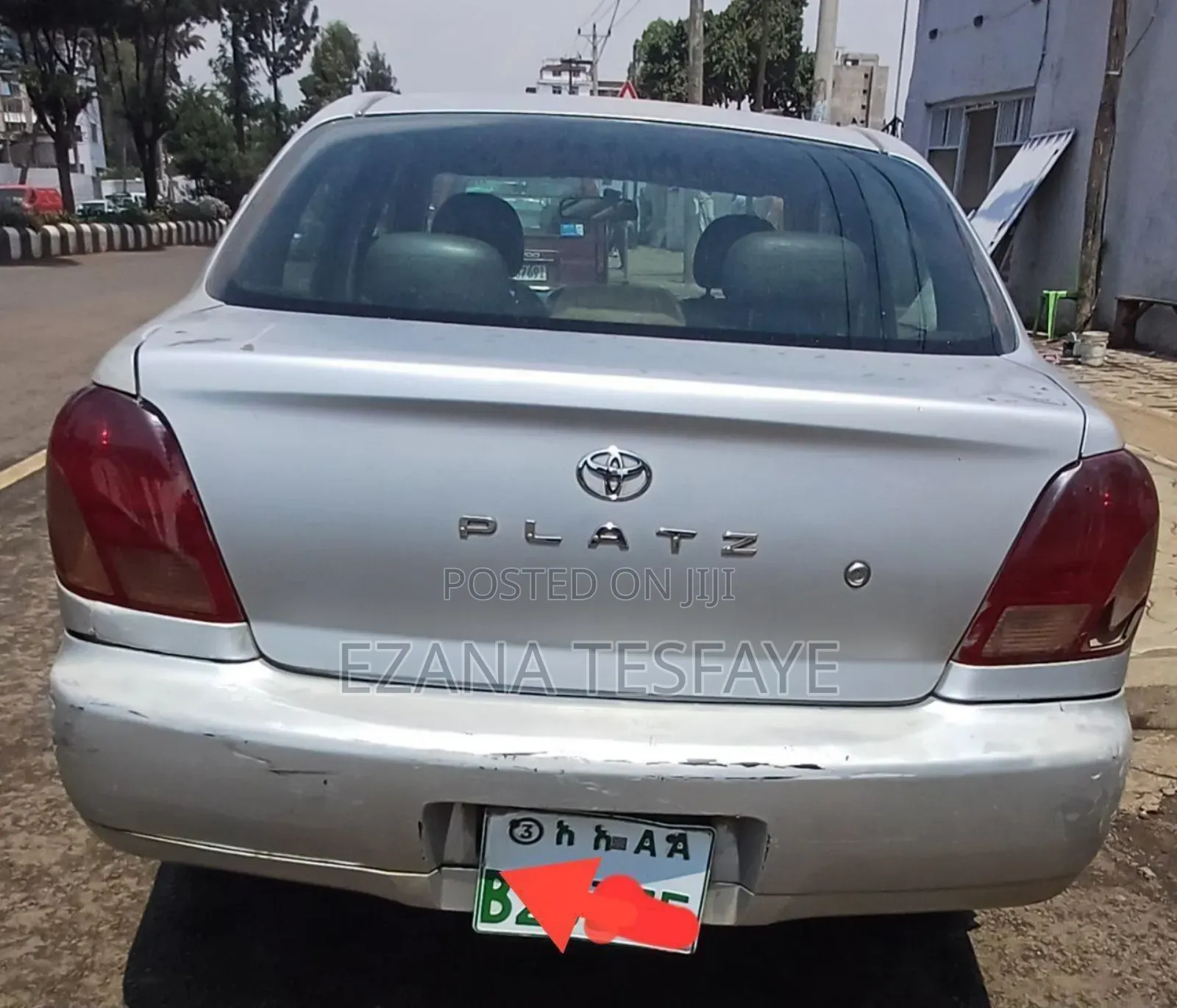 Toyota Platz 2001 Silver