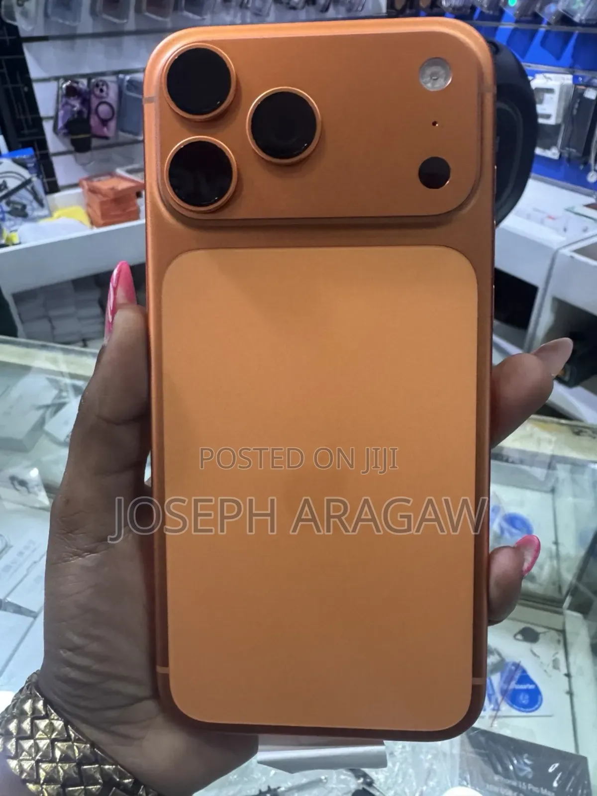 New Apple iPhone 17 Pro Max 256 GB Gold