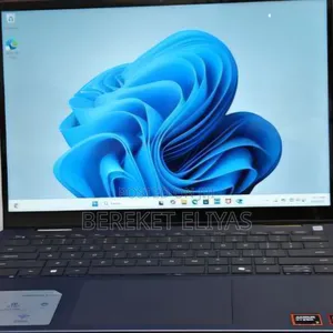 Photo - New Laptop Dell Inspiron 14 16GB AMD Ryzen 7 SSD 1T