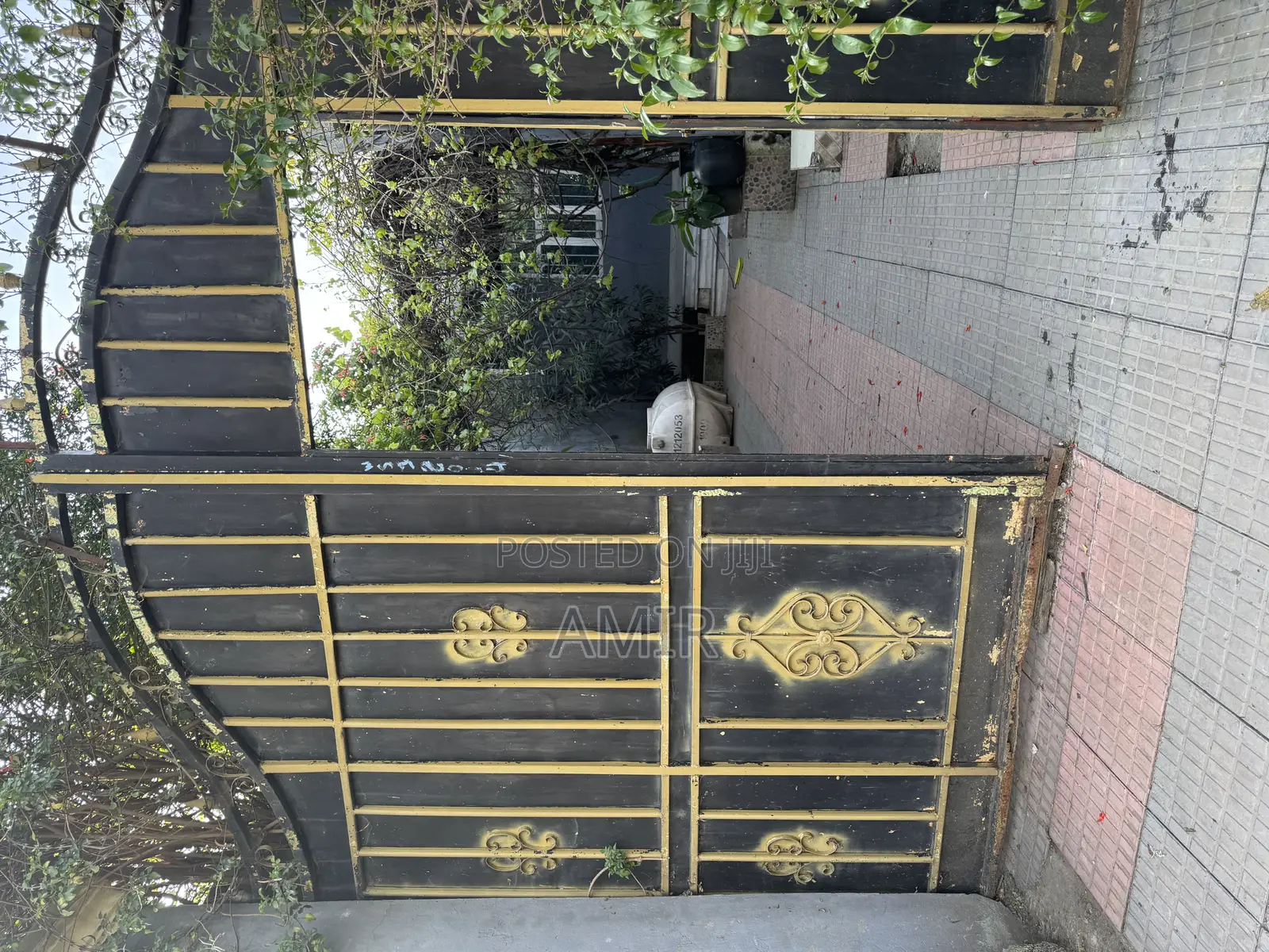 3bdrm Villa in Yeka for sale