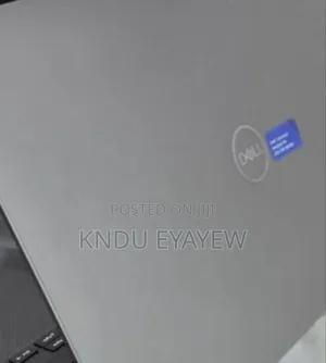 New Laptop Dell Precision 5540 16GB Intel Core I7 SSD 512GB